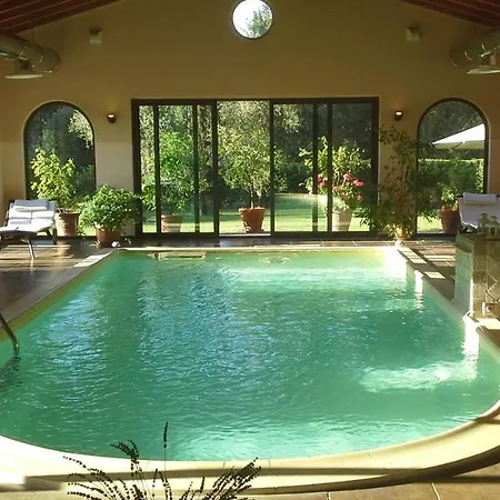 Montebelli & Country Hotell 4*