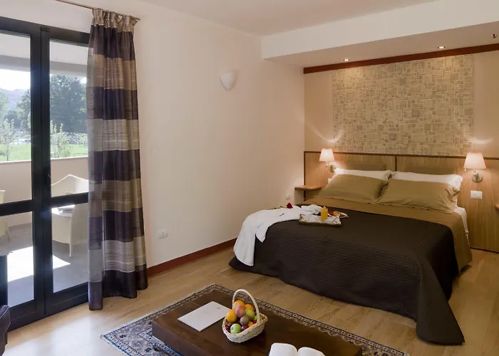 מלון Montebelli & Country