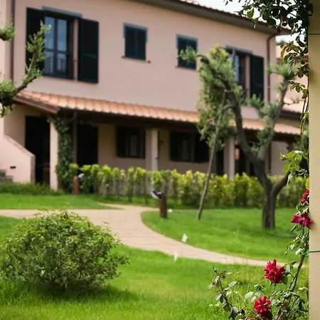 Montebelli & Country 4*